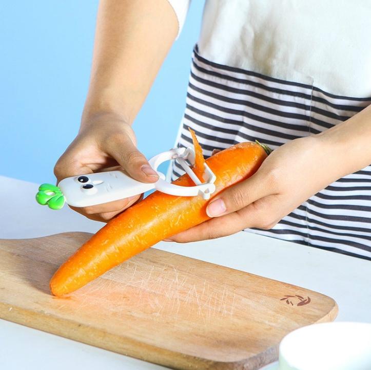 Custom Logo Carrot-shaped paring knife | Premium Corporate Gifts and Custom Gifts