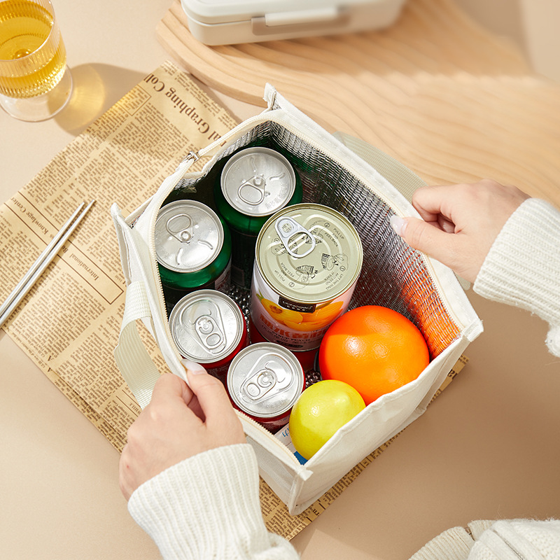 Custom Logo Waterproof three-dimensional insulated cooler bag | Premium Corporate Gifts and Custom Gifts